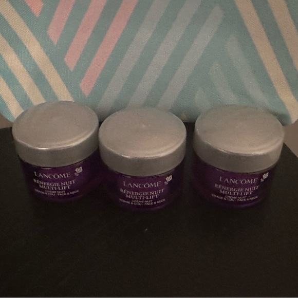 NEW 3x15 ml LANCÔME RENERGIE NUIT MULTI LIFT CREAM BUNDLE + BONUS COSMETICS BAG - Picture 3 of 10